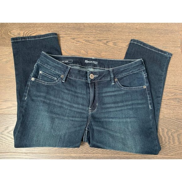 Revolution by Ricki's Sz 27 Women's Claire Capri Dark Wash Low-Rise Stretch Blue - Picture 8 of 9